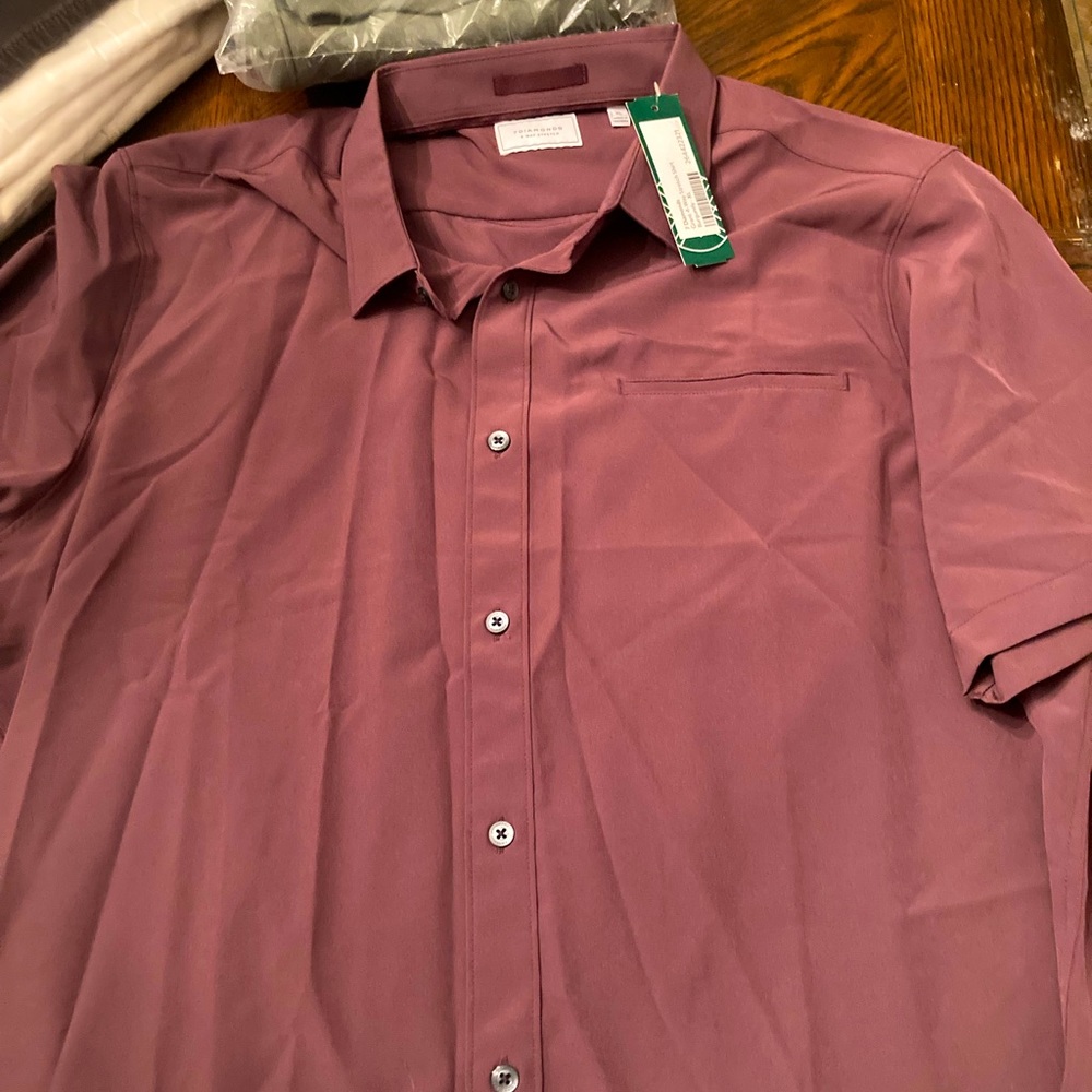 The Men's 7Diamonds Navigate 4-Way Stretch Short Sleeve Shirt